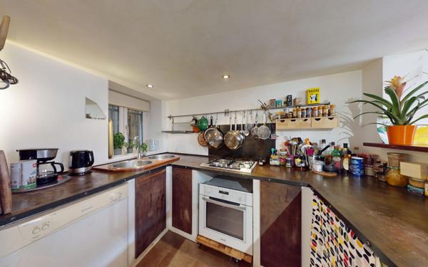 Appartement à vendre    2 pièces • 57,07 m2 Lyon 1