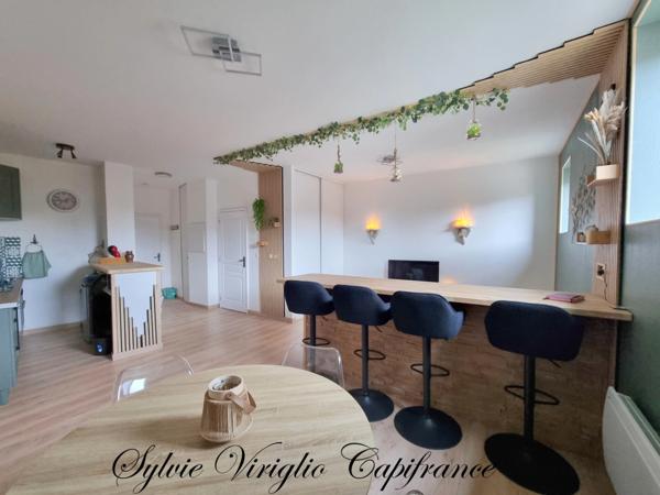 Appartement rénové - 2 pièces - BERGERAC (24) - parking intérieur sécurisé - ascenseur - cave