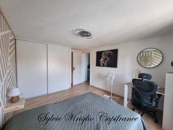 Appartement rénové - 2 pièces - BERGERAC (24) - parking intérieur sécurisé - ascenseur - cave