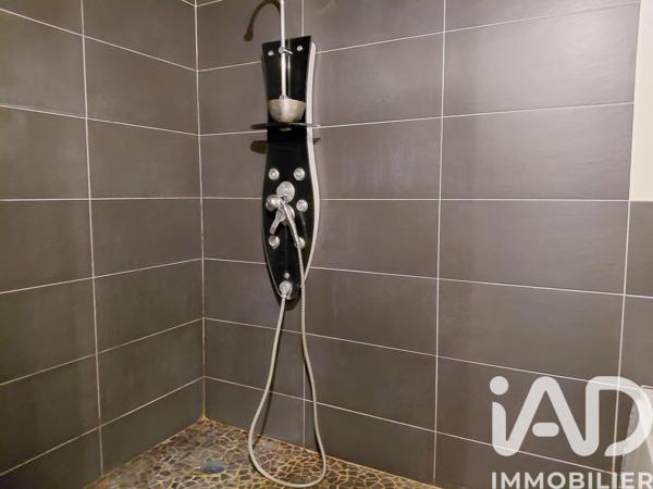 Maison à vendre 5 pièces 123 m² Ruelle-sur-Touvre