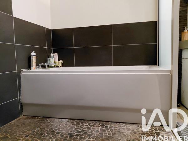 Maison à vendre 5 pièces 123 m² Ruelle-sur-Touvre