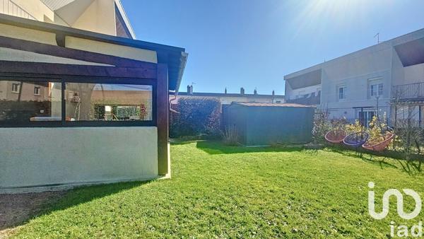 Maison 6 pièces de 105 m² à Yzeure (03400)