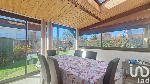 Maison 6 pièces de 105 m² à Yzeure (03400)