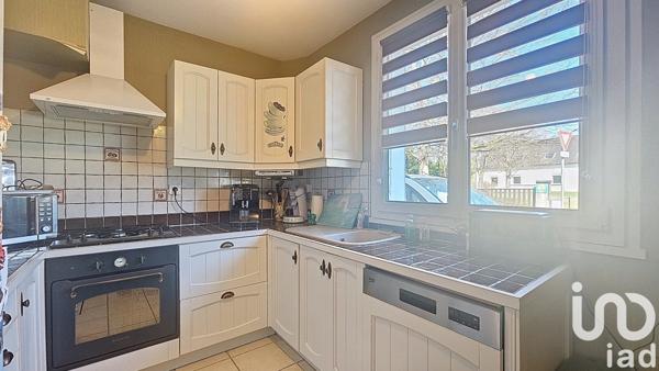 Maison 6 pièces de 105 m² à Yzeure (03400)