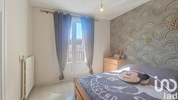 Maison 6 pièces de 105 m² à Yzeure (03400)