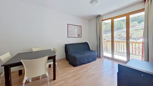 Appartement 2 pièces 30 m² aux Orres avec piscine couverte