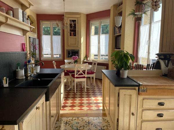 Magnifique Maison de maître avec dépendance et prestations haut de gamme