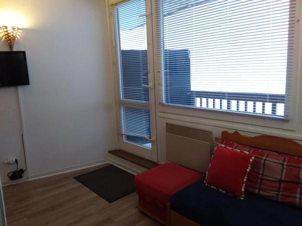 Appartement à vendre T3 en résidence 3 pièces LA MONGIE (65) avec Balcon cellier et Parking intérieur.