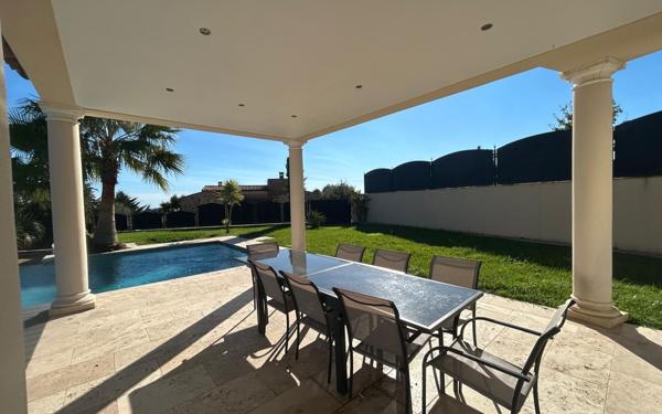 Maison à vendre    6 pièces • 250 m2 Nice