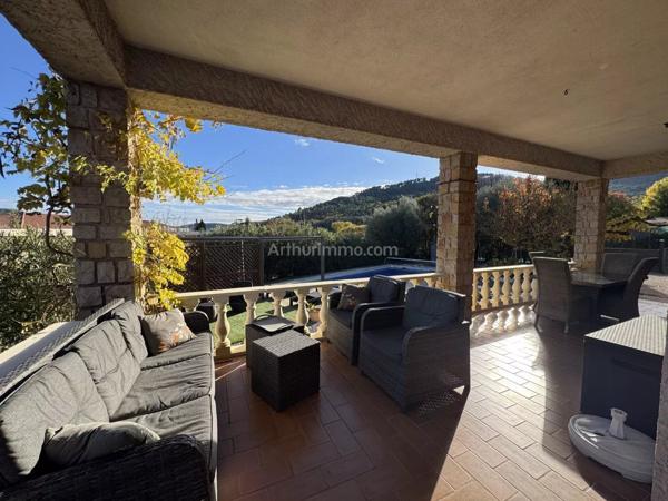 Vente Maison 6 pièces 130 m2 à Salernes