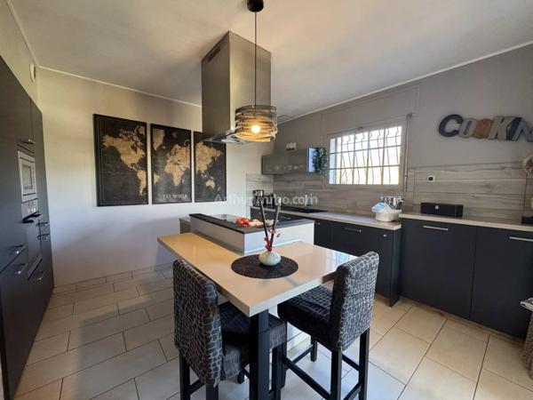 Vente Maison 6 pièces 130 m2 à Salernes