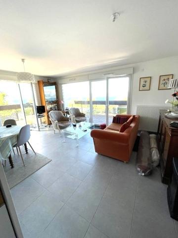 Vente / Appartement T3 à Évian-les-Bains (74500)