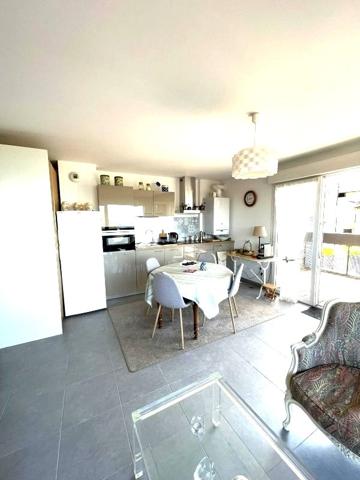 Vente / Appartement T3 à Évian-les-Bains (74500)