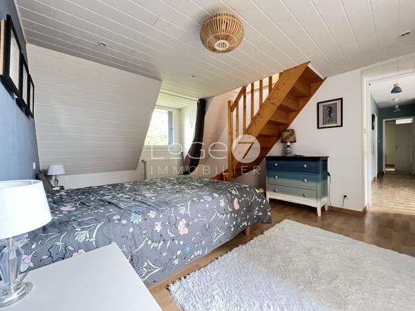 Maison 7 pièce(s) 5 chambre(s) 165 m²
