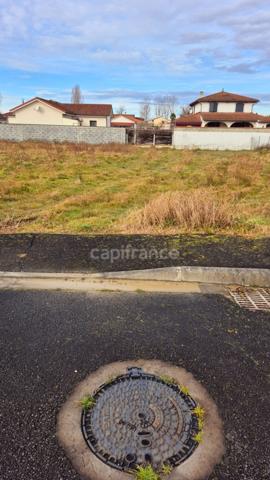 Superbe terrain constructible de 850 m² – Emplacement privilégié proche de Tarbes Sud