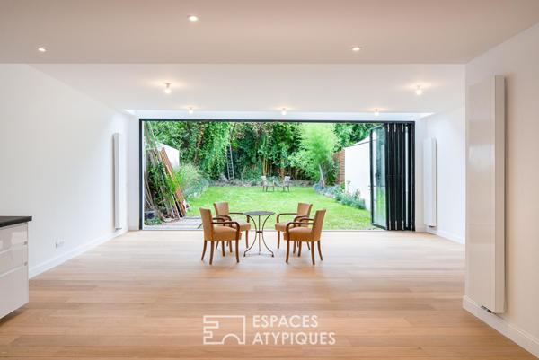 Duplex contemporain avec jardin
