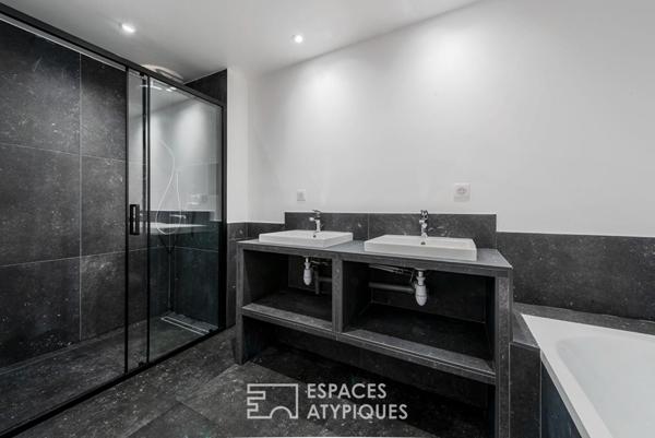 Duplex contemporain avec jardin