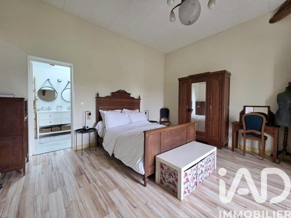 Maison à vendre 6 pièces 165 m² Touvre