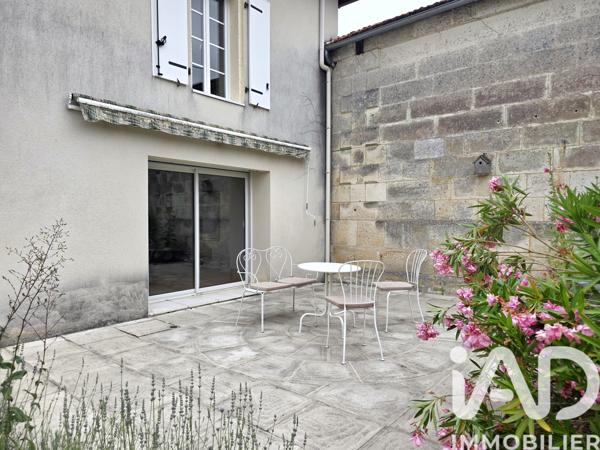 Maison à vendre 6 pièces 165 m² Touvre
