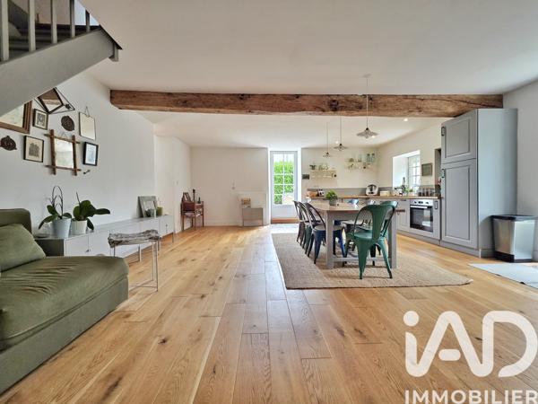 Maison à vendre 6 pièces 165 m² Touvre