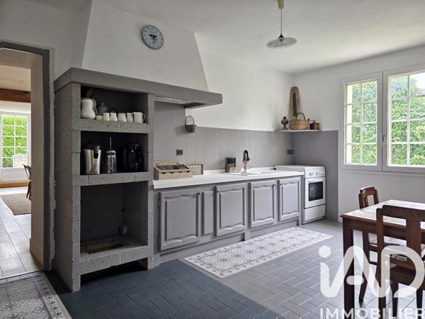 Maison à vendre 6 pièces 165 m² Touvre