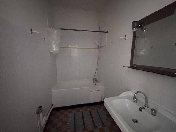 Appartement 2 pièces                                        - 38000 Grenoble Réf : 5036