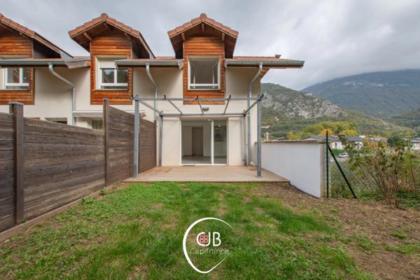 Challes-les-Eaux – Duplex lumineux avec terrasse et jardin