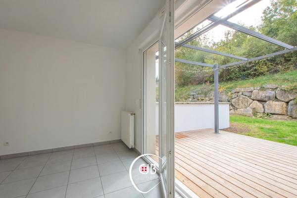 Challes-les-Eaux – Duplex lumineux avec terrasse et jardin