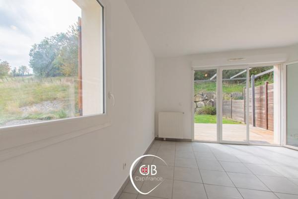 Challes-les-Eaux – Duplex lumineux avec terrasse et jardin