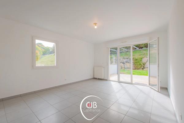 Challes-les-Eaux – Duplex lumineux avec terrasse et jardin