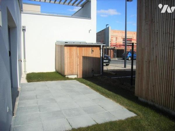 IDEAL INVESTISSEUR BEZANNES appartement en rez-de-jardin de type deux pièces principales, 50 m² su