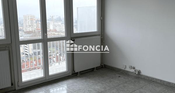 À vendre Appartement 2 pièces 43.8 m² - Ivry-sur-seine 94200