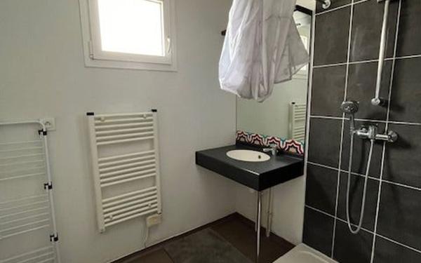 Appartement à louer    1 pièce • 24 m2 Talence