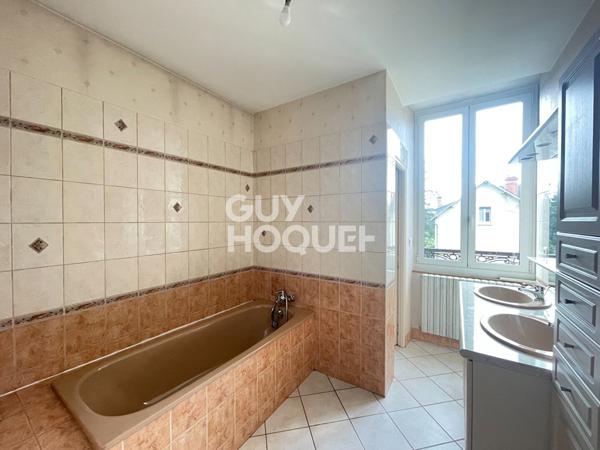 BOURGES - MAISON 1900