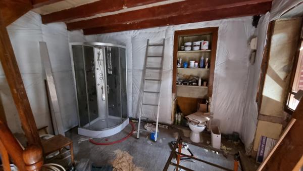 Maison 75 m² dans le centre bourg de Chateldon