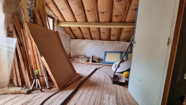 Maison 75 m² dans le centre bourg de Chateldon