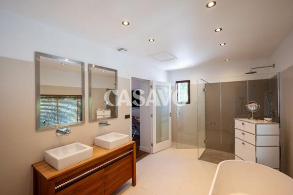 Vente Maison 11 pièces de 565m² - 13100 Aix-en-Provence