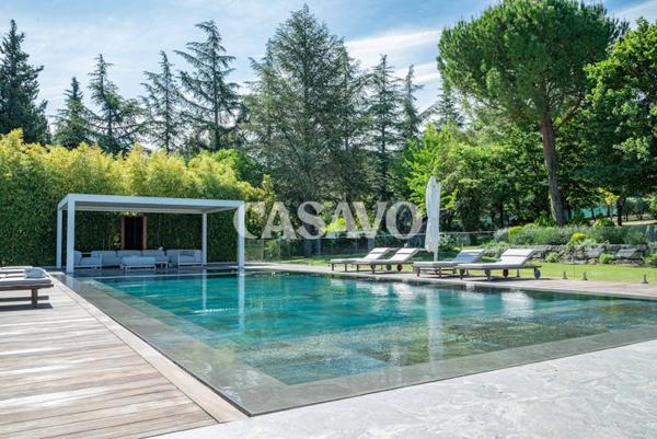 Vente Maison 11 pièces de 565m² - 13100 Aix-en-Provence