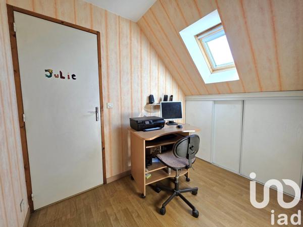 Maison 6 pièces de 101 m² à Auneau-Bleury-Saint-Symphorien (28700)