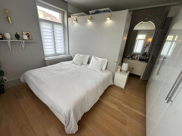 Appartement 5 pièces 143.51 m2