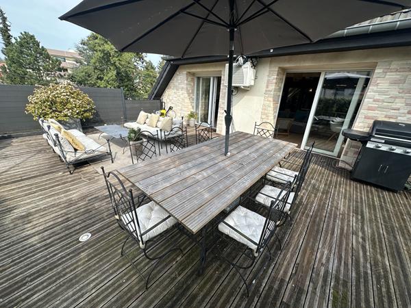 Appartement 5 pièces 143.51 m2