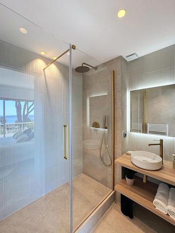 Appartement F5 à vendre  5 pièces - 121,23 m2 CANNES - 06