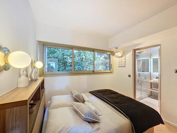 Appartement F5 à vendre  5 pièces - 121,23 m2 CANNES - 06