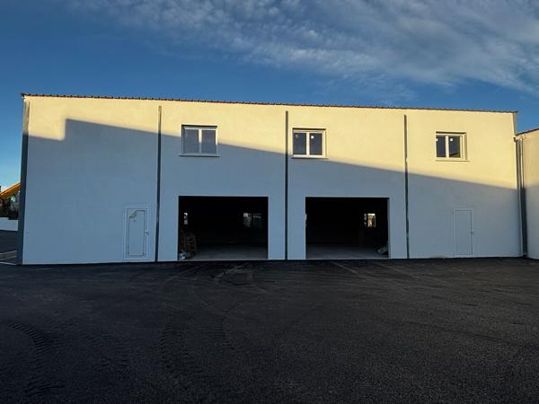 Locaux d'activités/commerces/bureaux - neufs - à louer