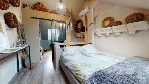 Cinq-Mars-la-Pile (37130) Maison de ville avec jardin intimiste