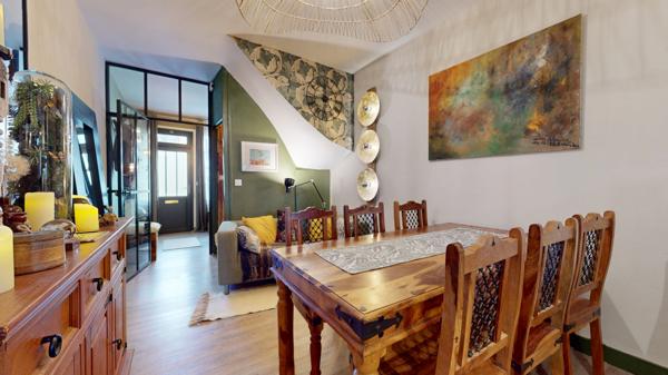 Cinq-Mars-la-Pile (37130) Maison de ville avec jardin intimiste