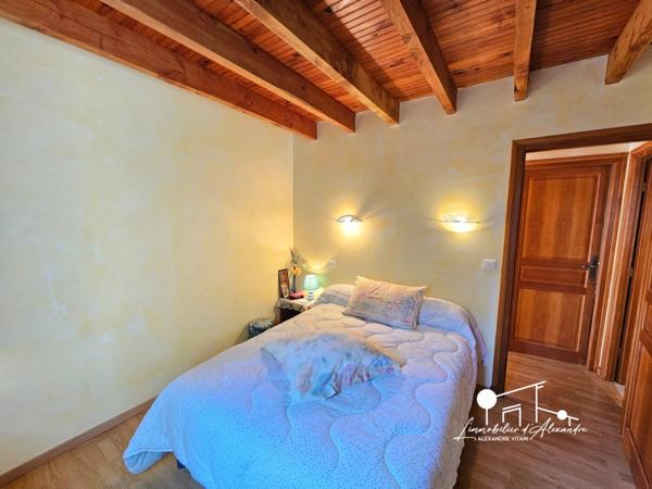 Dpt Aude (11), à vendre LES MARTYS propriete P5 de 110 m² - Terrain de 20,00 Ha -garage-source