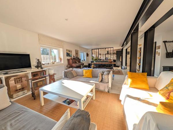 Maison familiale centre-bourg, Lezay 79120