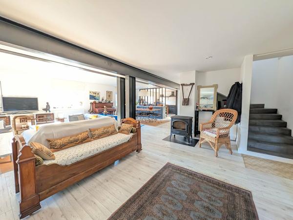 Maison familiale centre-bourg, Lezay 79120