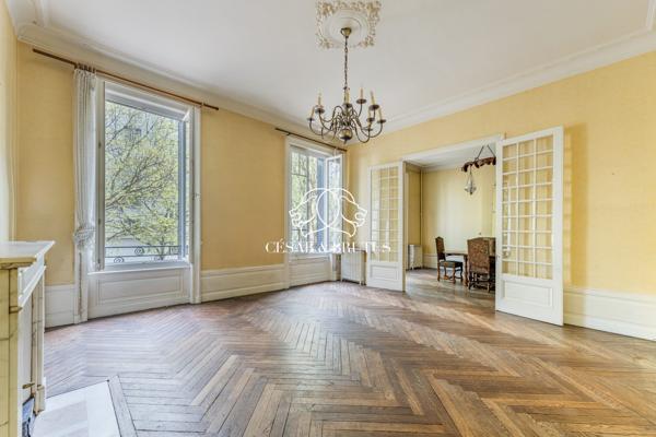 Rare : Appartement bourgeois 6 pièces